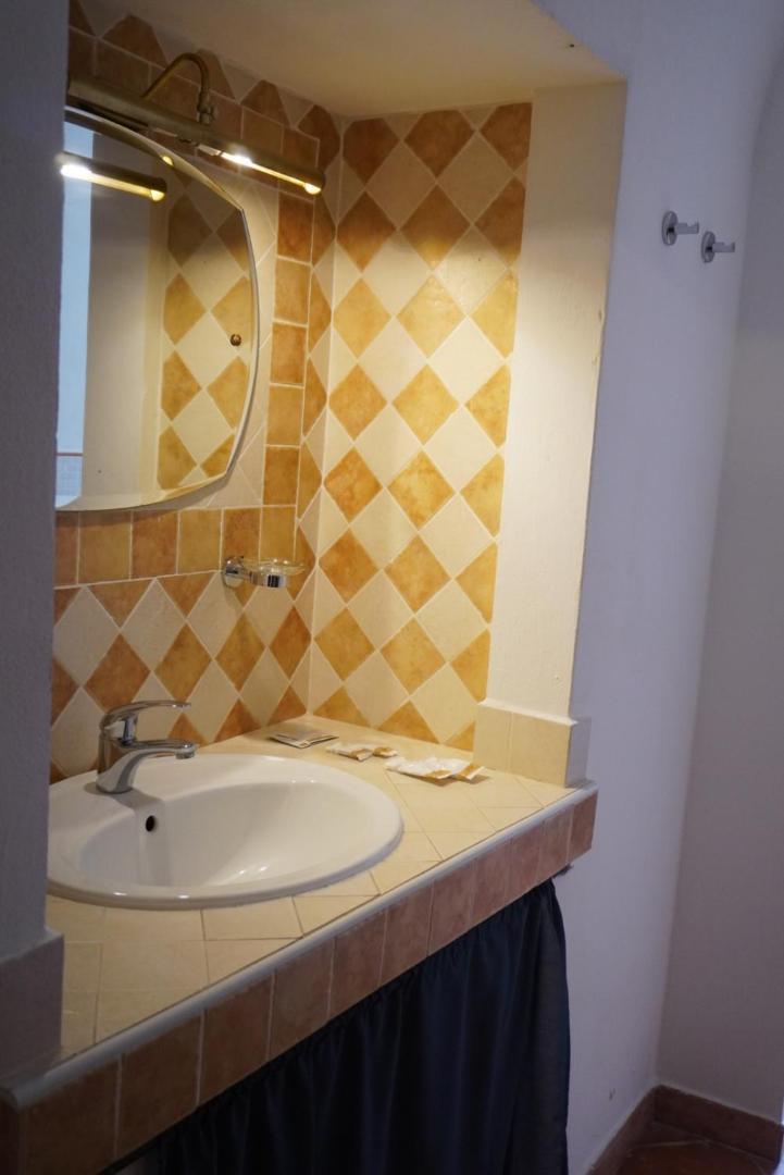 Lunigiana Experience Apartment ปอนเตรโมลิ ภายนอก รูปภาพ