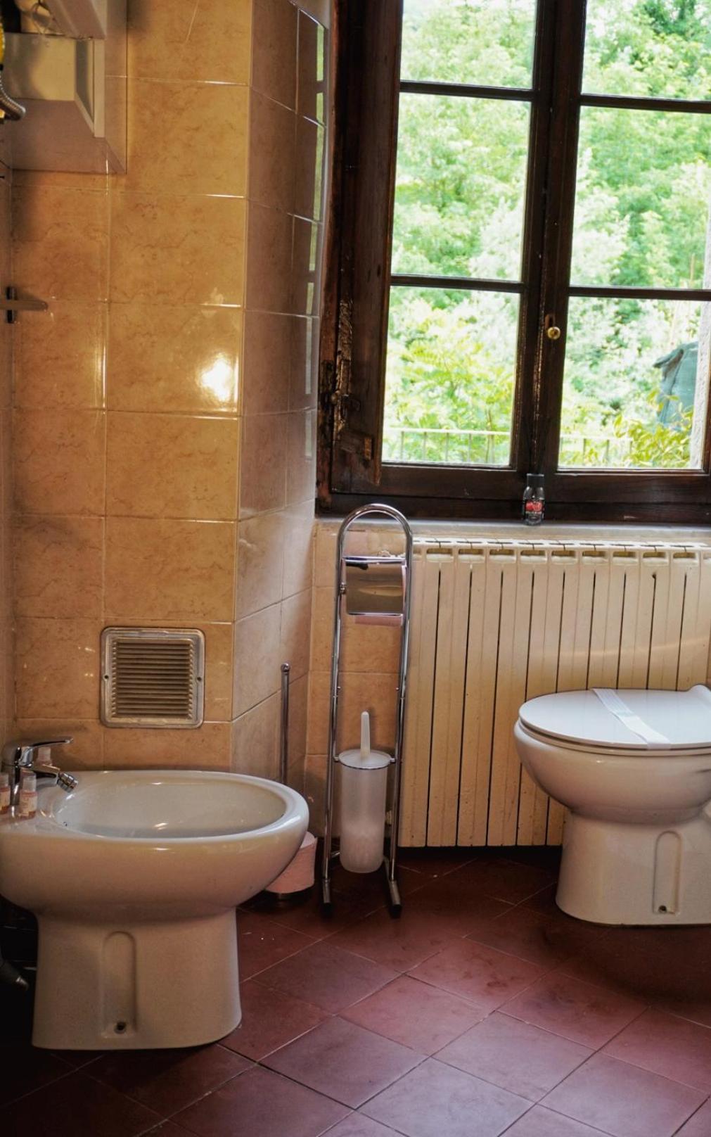 Lunigiana Experience Apartment ปอนเตรโมลิ ภายนอก รูปภาพ